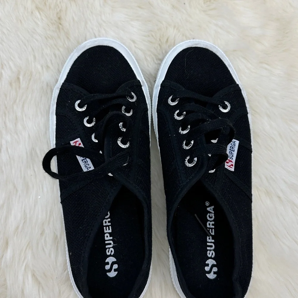 Girls Superga‎ slip on